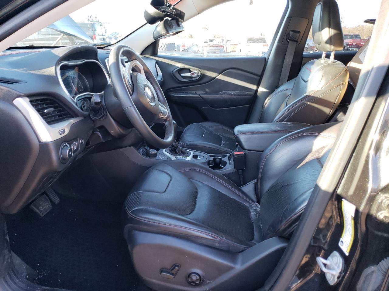 2015 Jeep Cherokee - Image 7