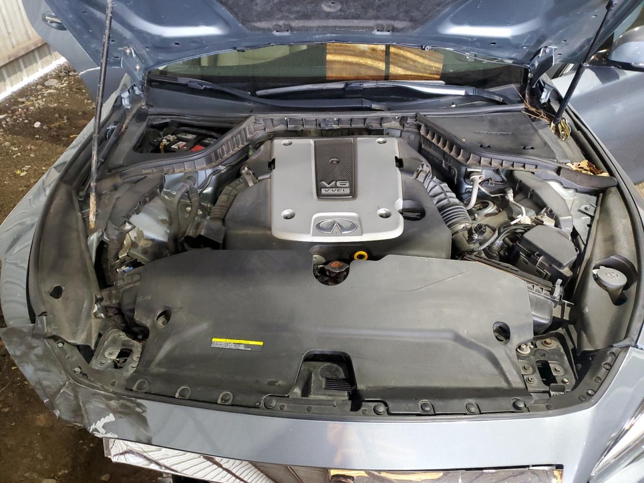 2015 Infiniti Q50 - Image 11