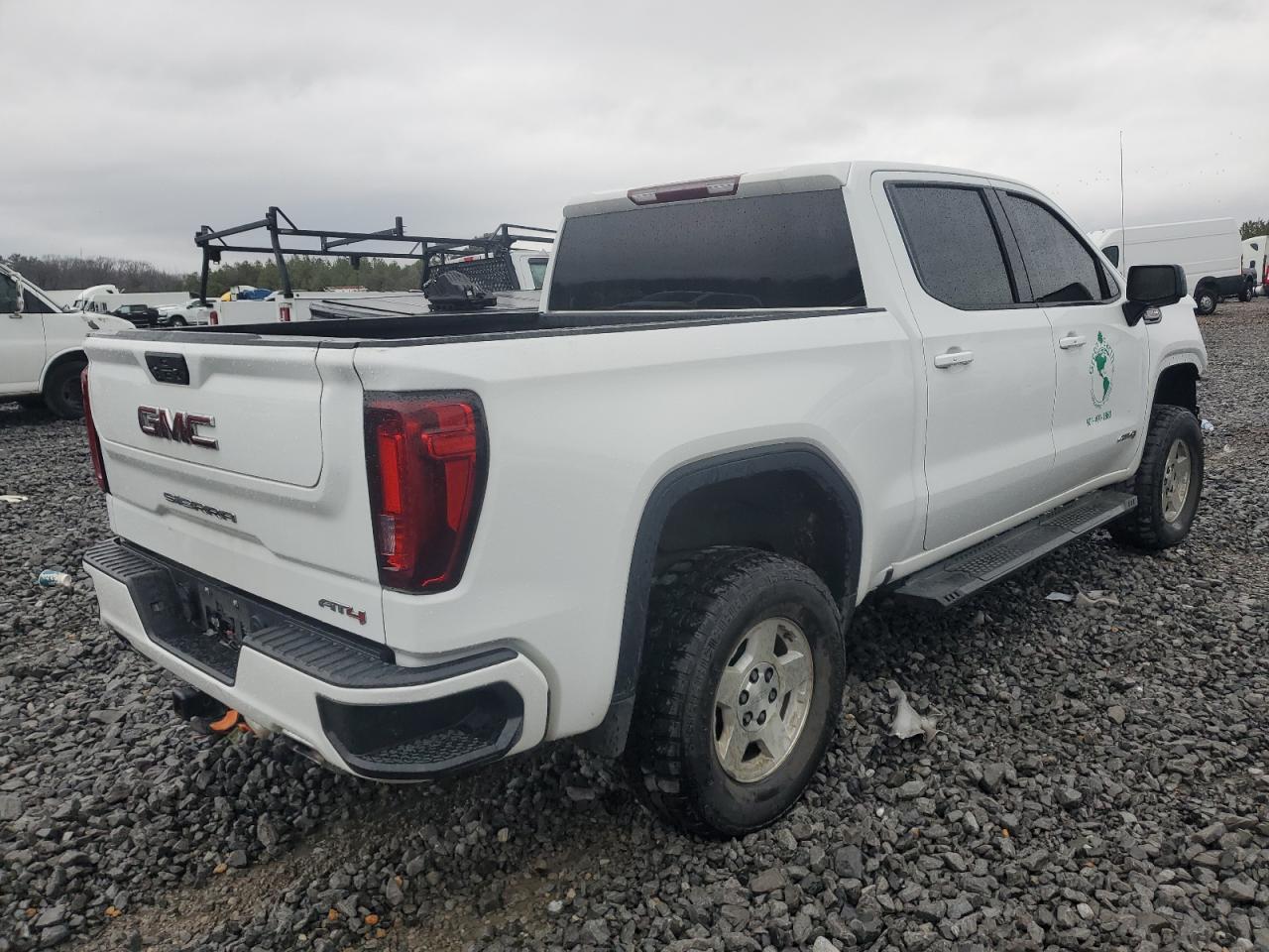2021 GMC Sierra - Image 3
