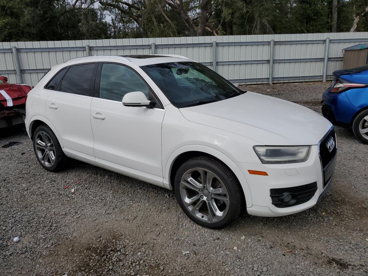 VIN WA1BFCFSXFR004296 2015 AUDI Q3 no.4