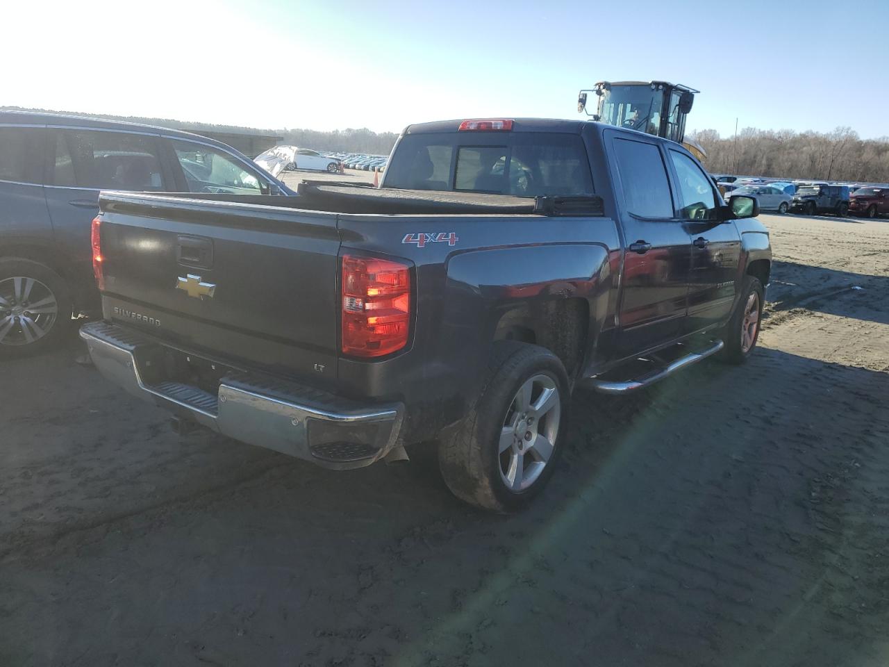 2015 Chevrolet Silverado - Image 3