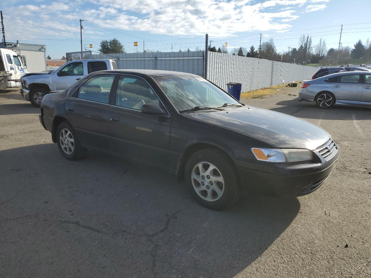 1998 Toyota Camry - Image 4