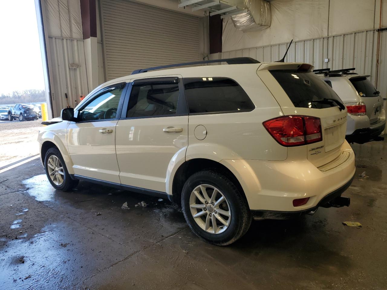 2016 Dodge Journey - Image 2