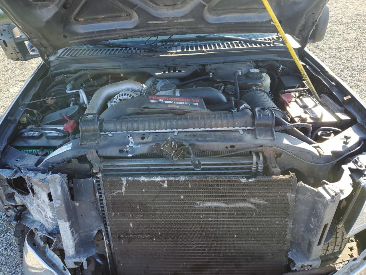 2005 Ford F350 - Image 13