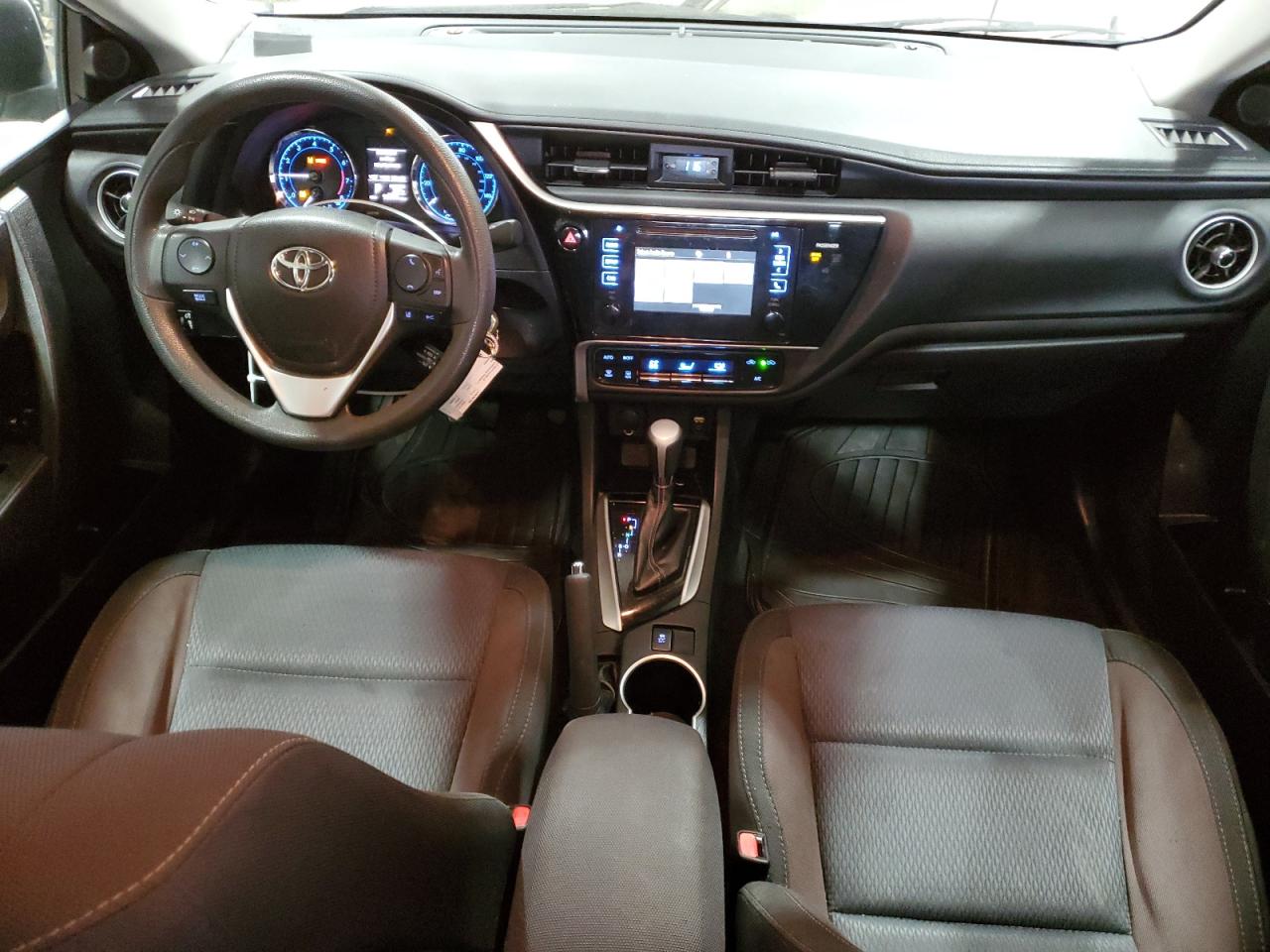 2017 Toyota Corolla - Image 8