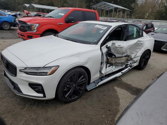 VOLVO S60 PLUS 2024