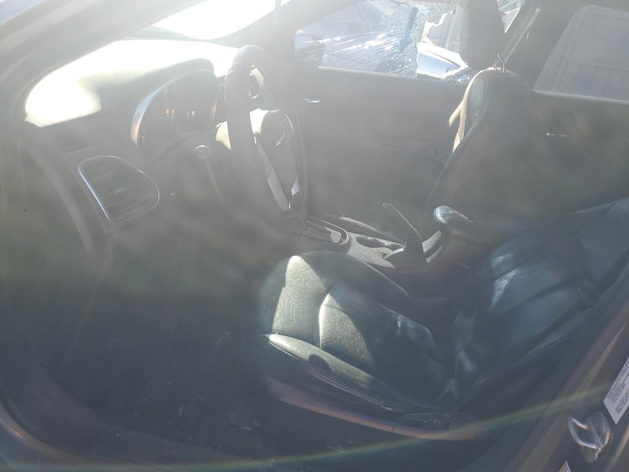 2012 Chrysler 200 - Image 7