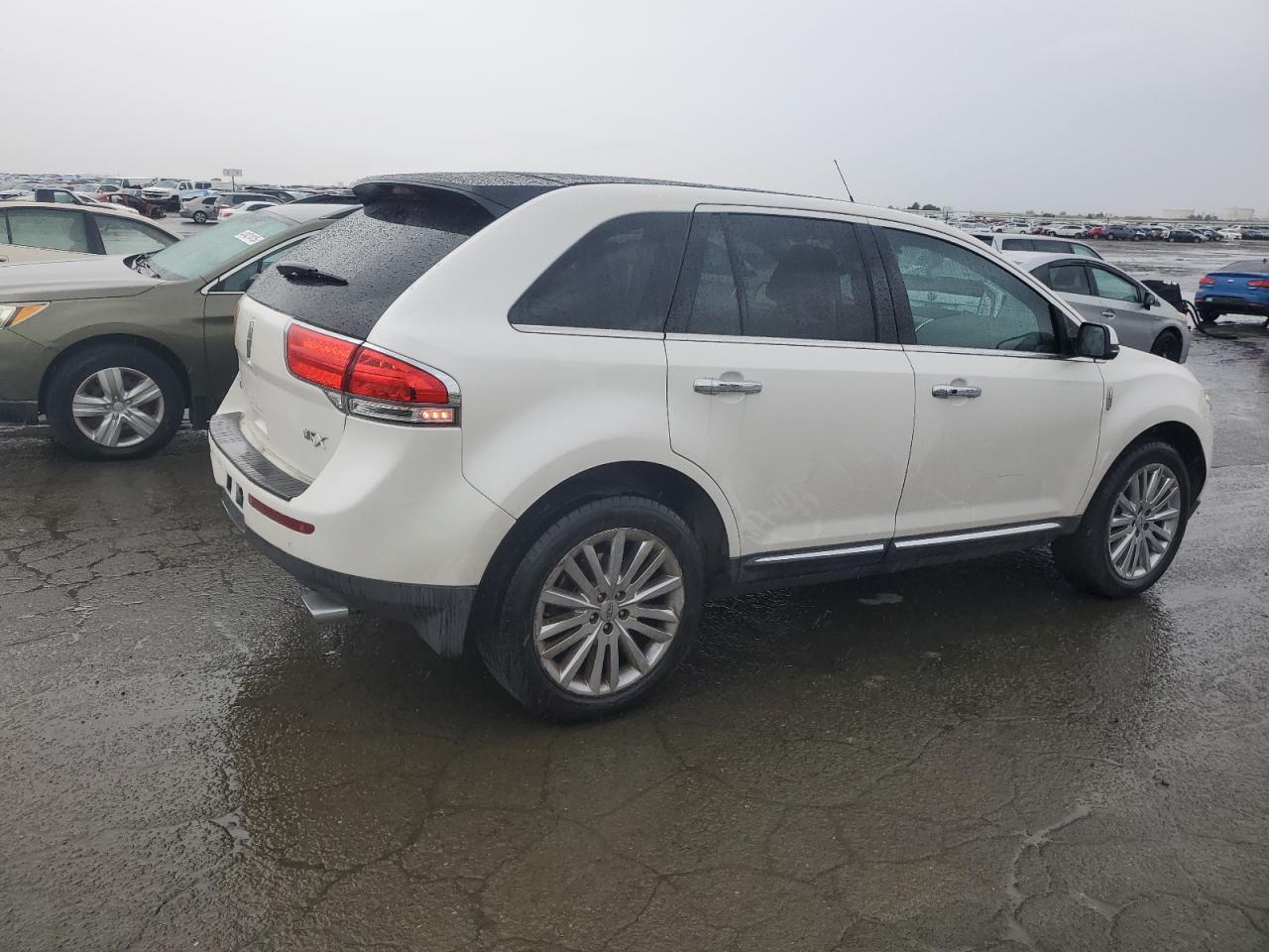 VIN 2LMDJ6JK7FBL25608 2015 LINCOLN MKX no.3