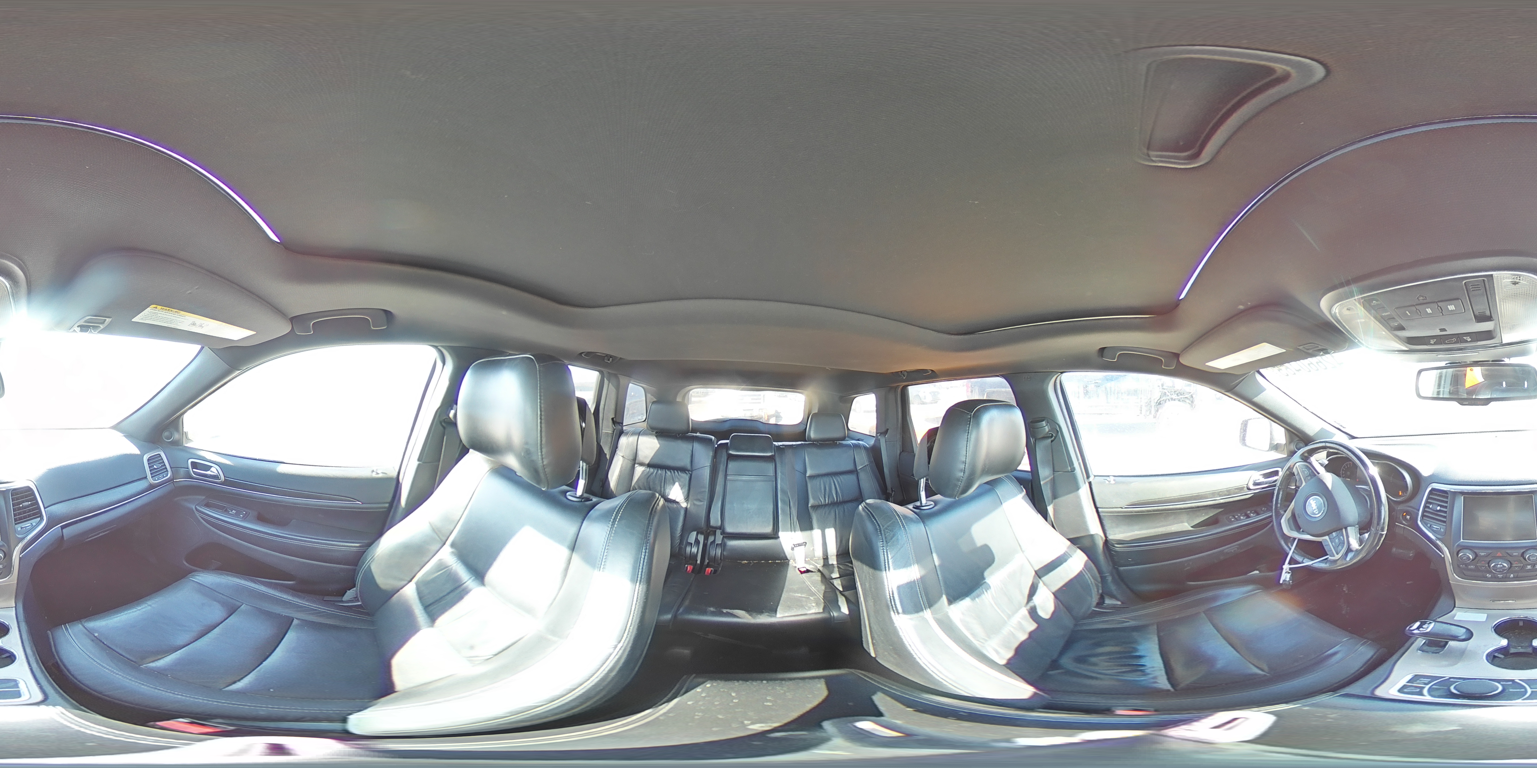 2015 Jeep Grand Cherokee - Image 13