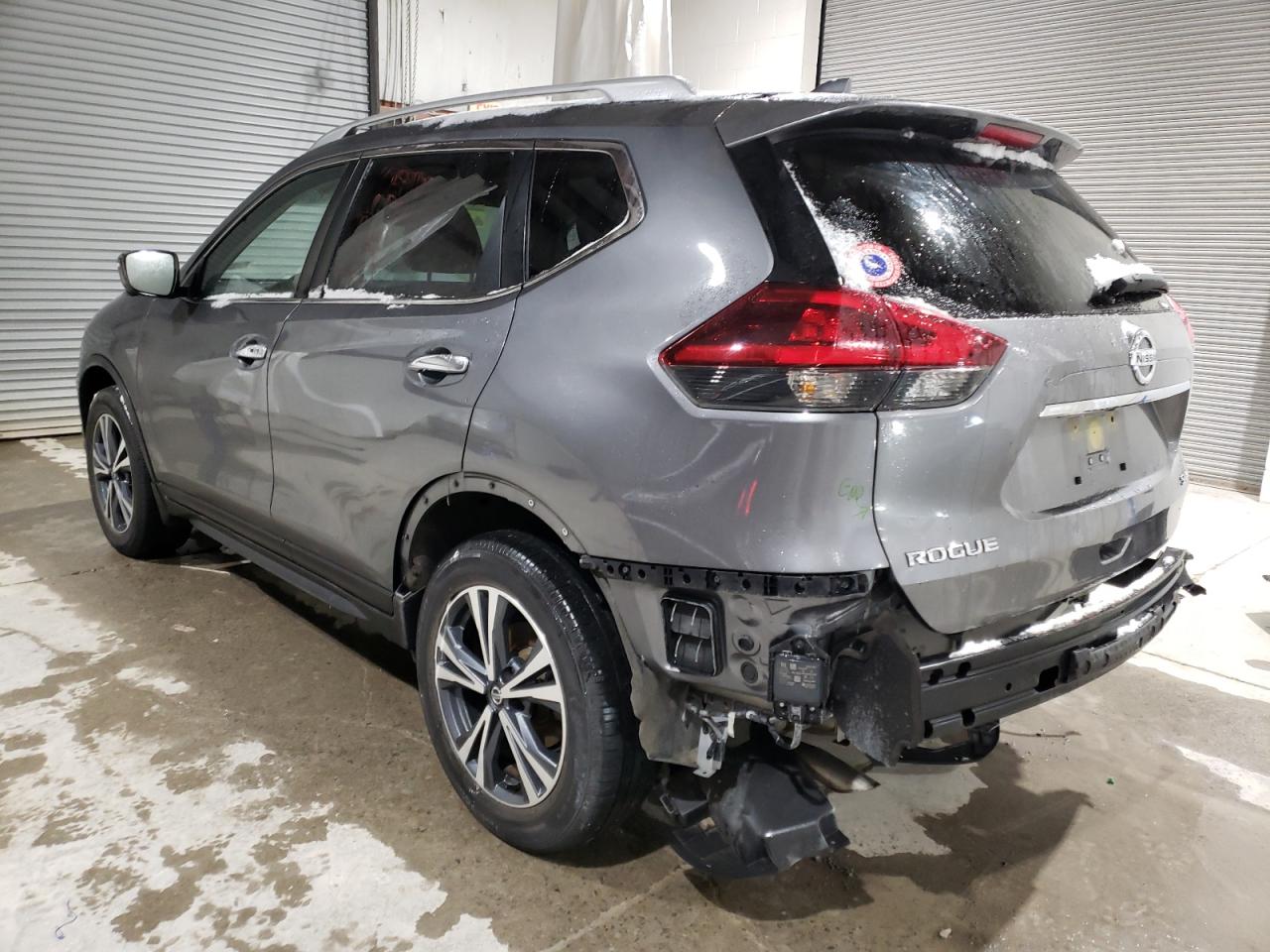 JN8AT2MV4KW389193 2019 NISSAN ROGUE - Image 2