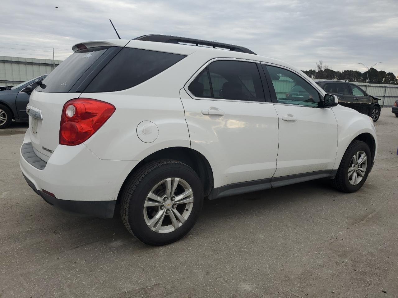 2014 Chevrolet Equinox - Image 3