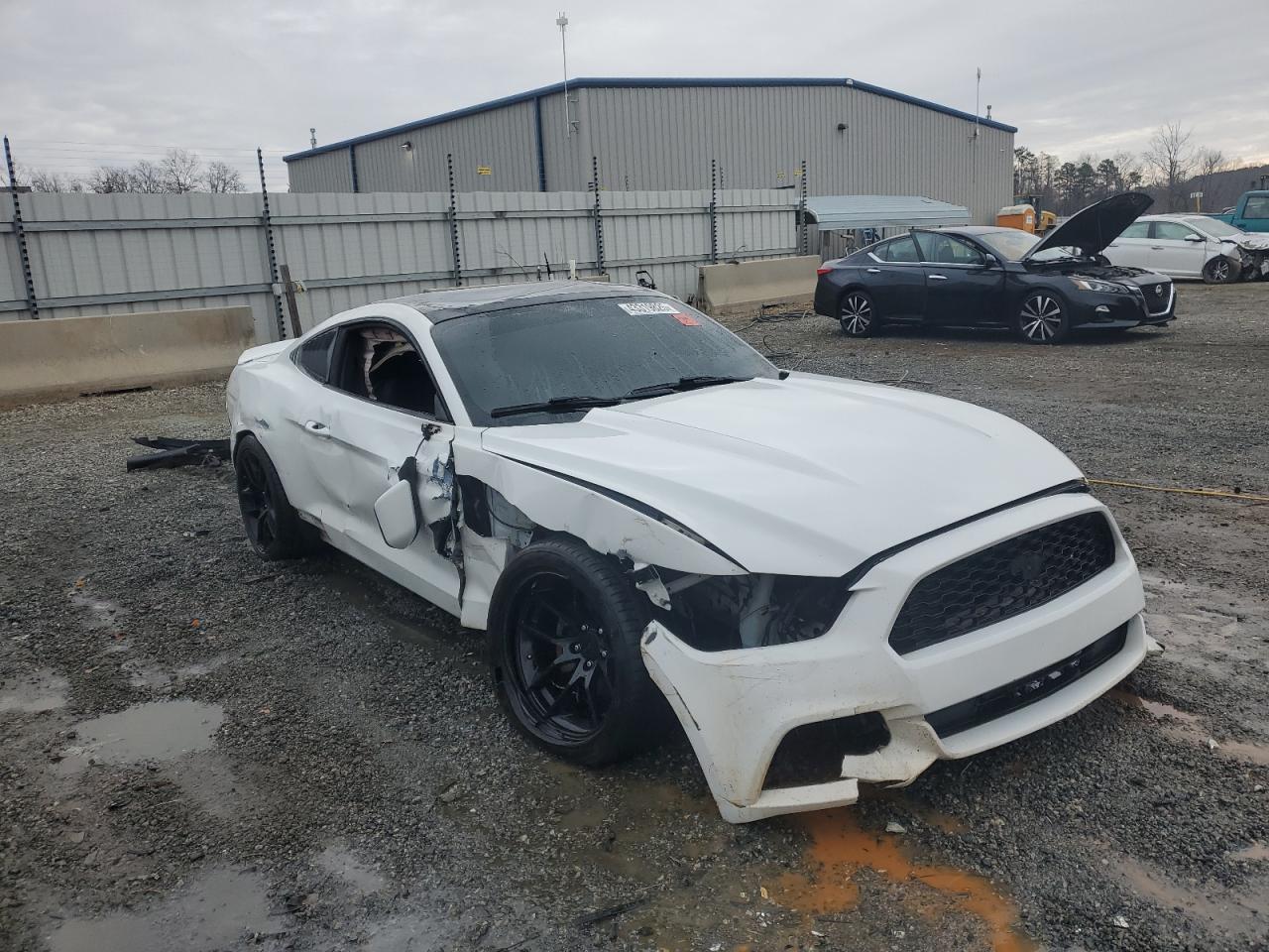 2015 Ford Mustang - Image 4