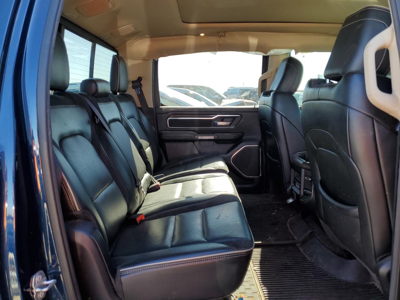 2021 RAM 1500 - Image 10