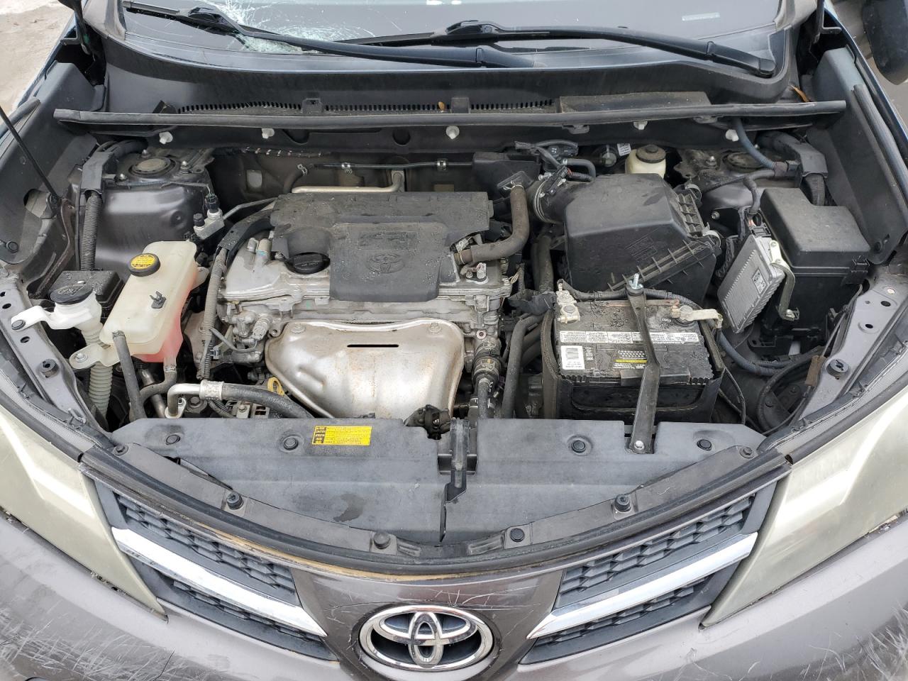 2014 Toyota RAV 4 - Image 12
