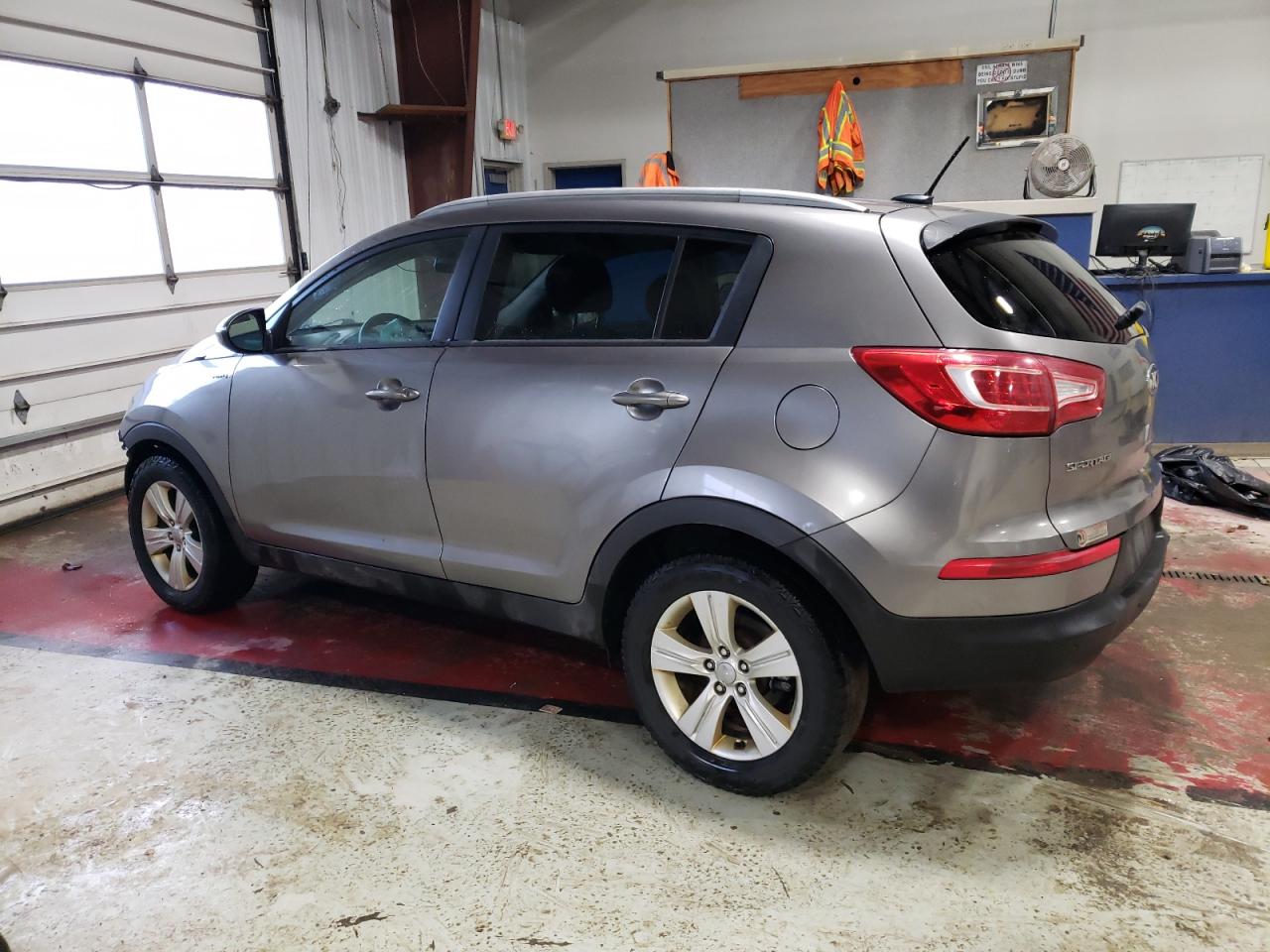 2013 Kia Sportage - Image 2
