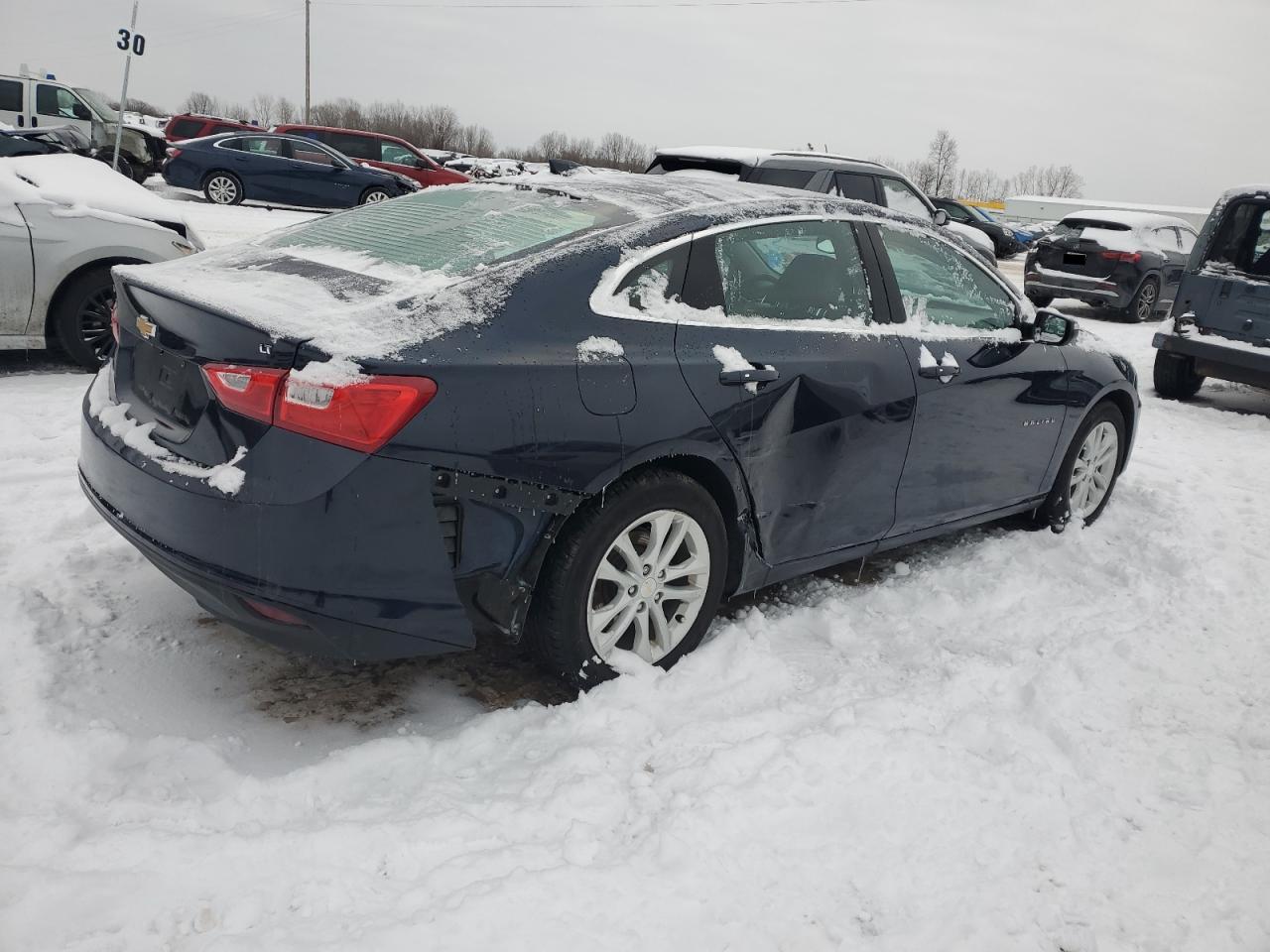 2017 Chevrolet Malibu - Image 3