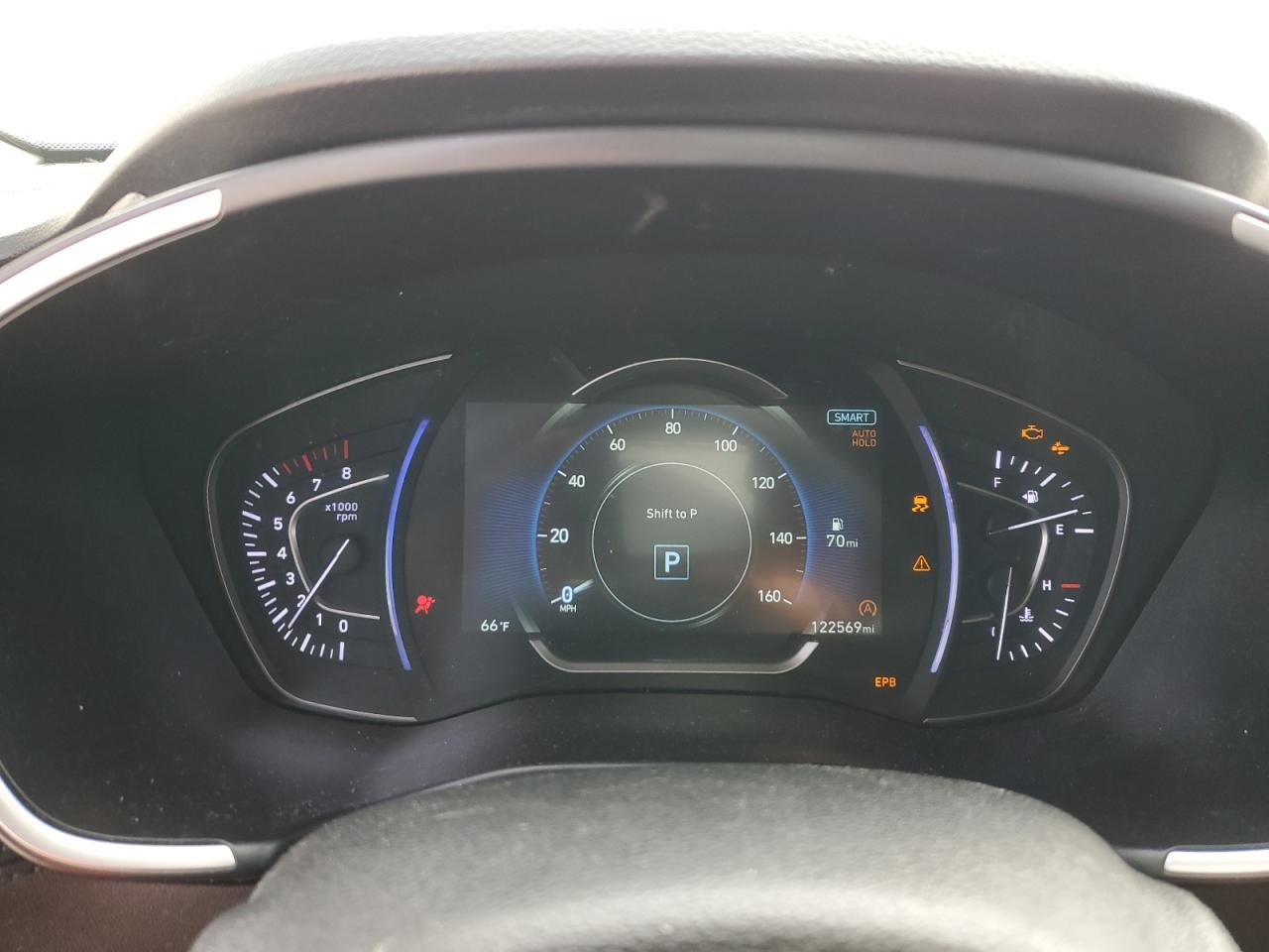 2020 Hyundai Santa Fe - Image 9