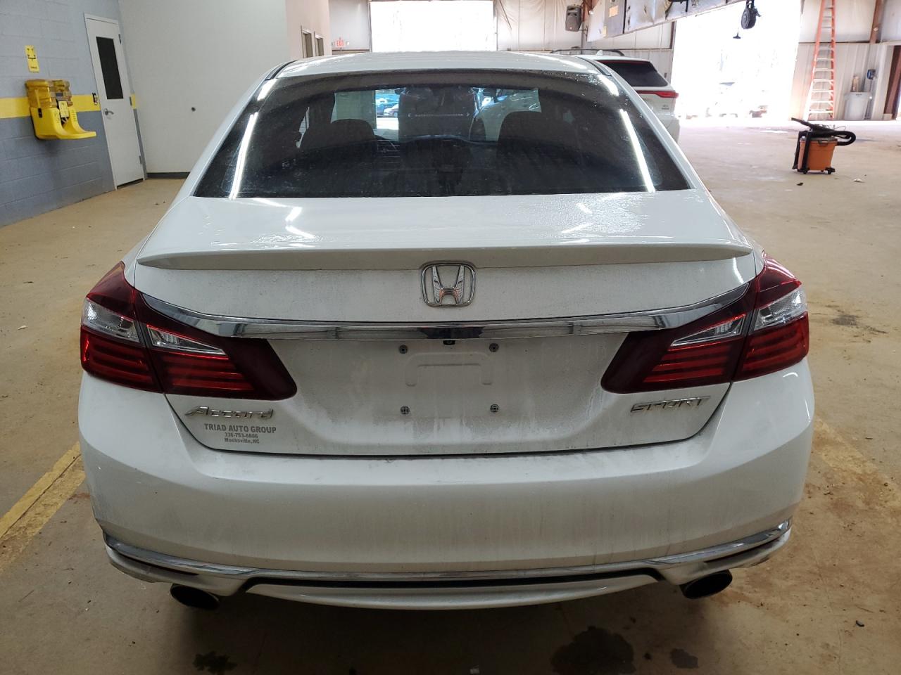 2016 Honda Accord - Image 6