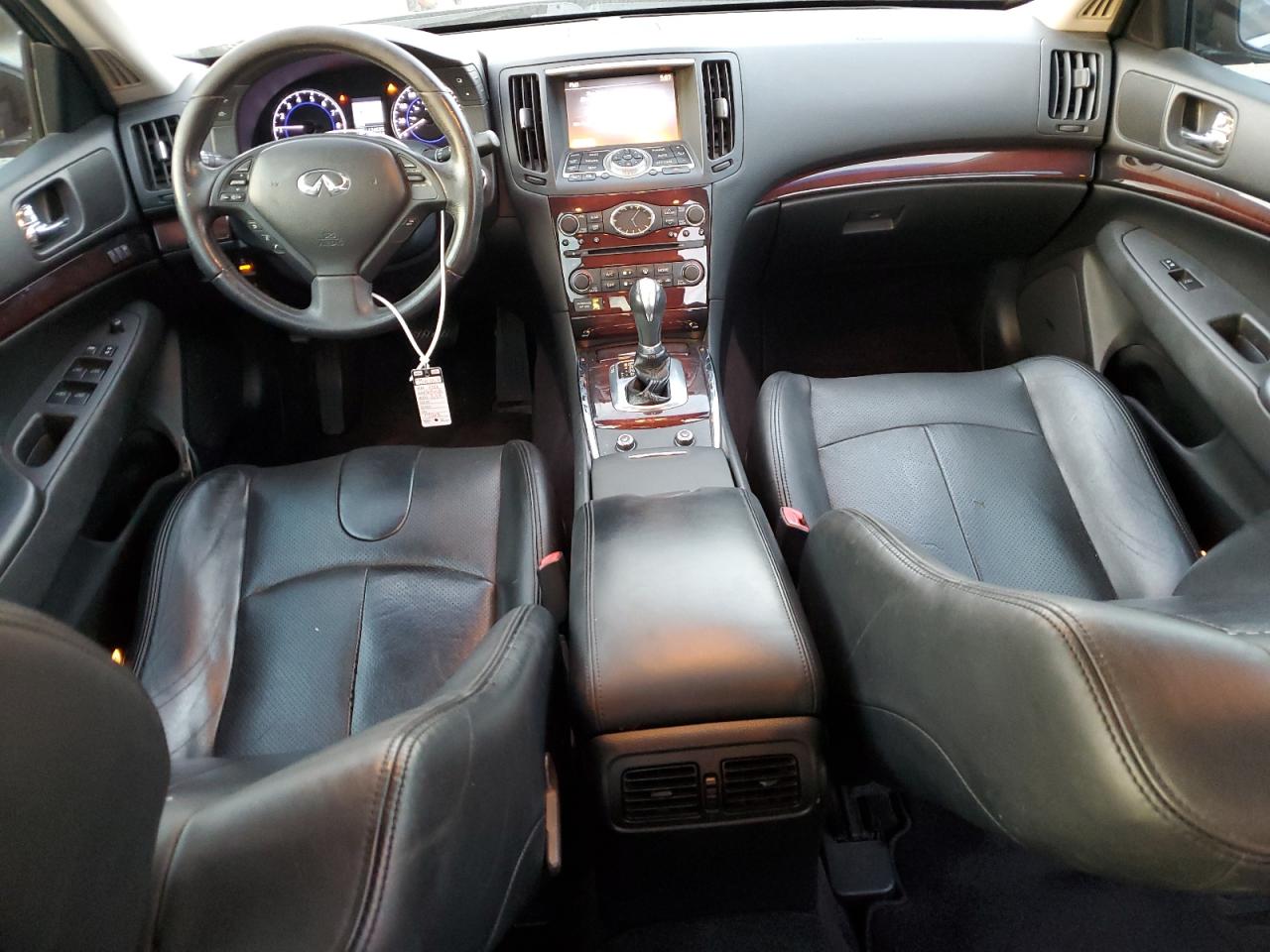 2012 Infiniti G - Image 8
