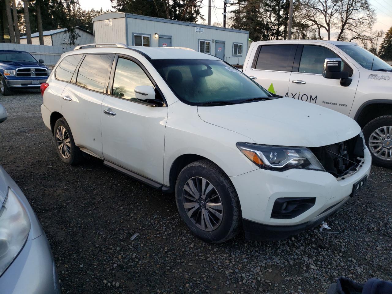 VIN 5N1DR2MNXKC597194 2019 NISSAN PATHFINDER no.4