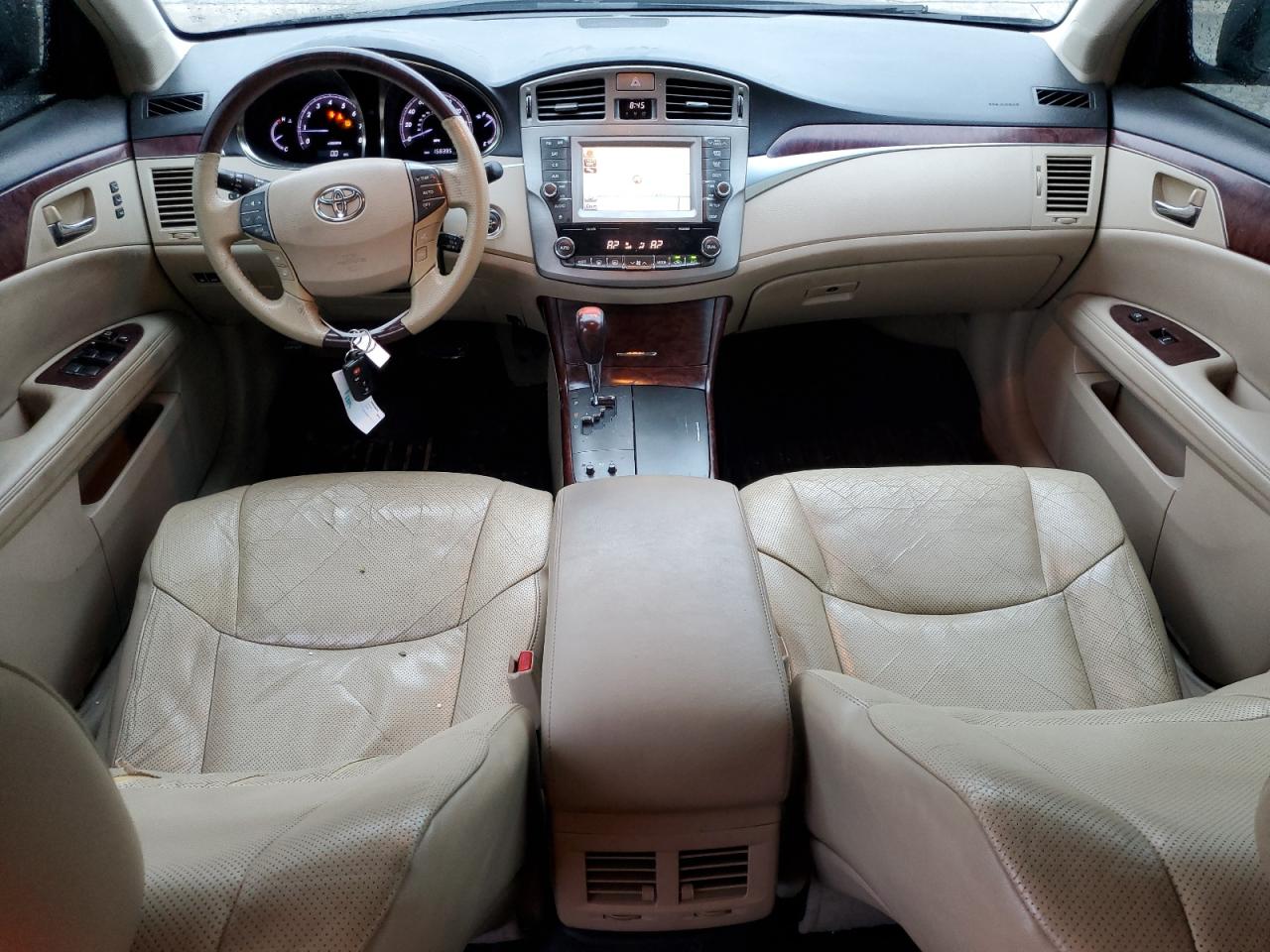 2011 Toyota Avalon - Image 8