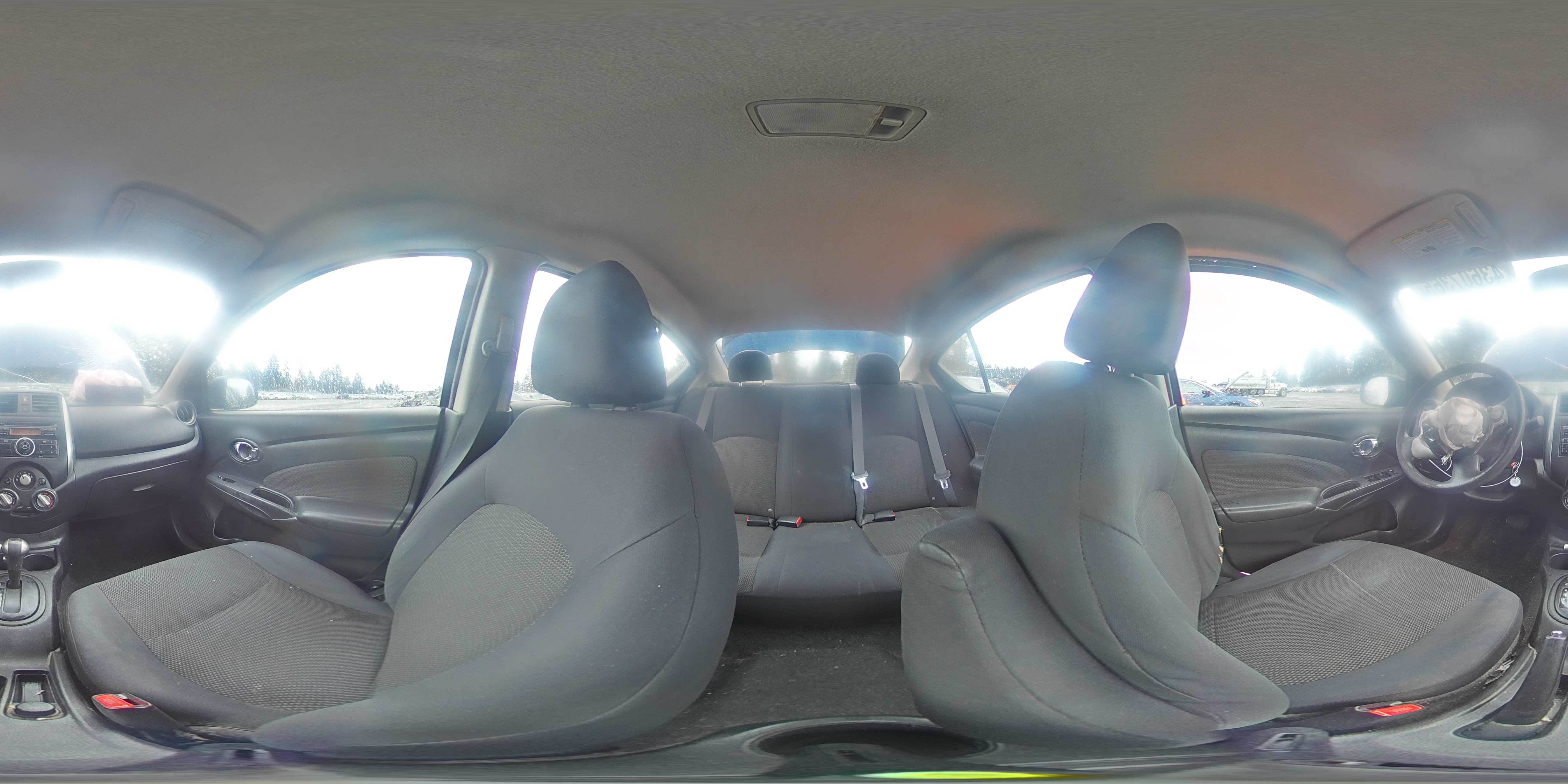 2013 Nissan Versa - Image 13