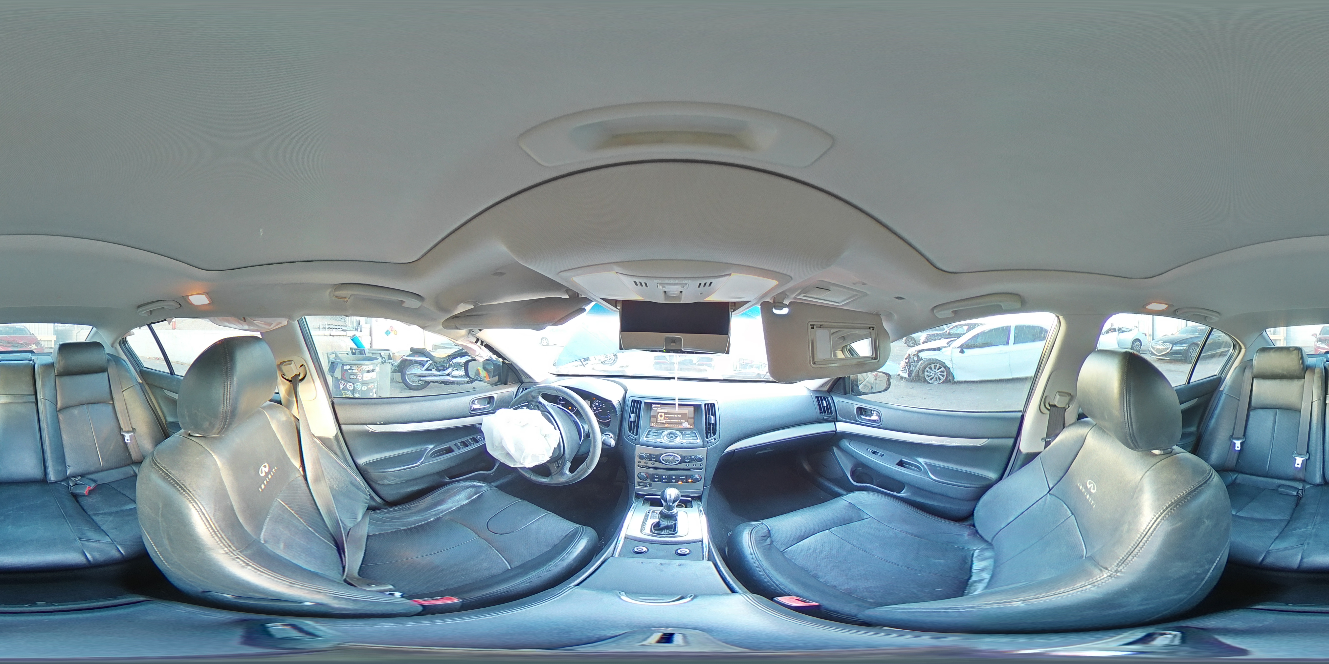 2013 Infiniti G - Image 12