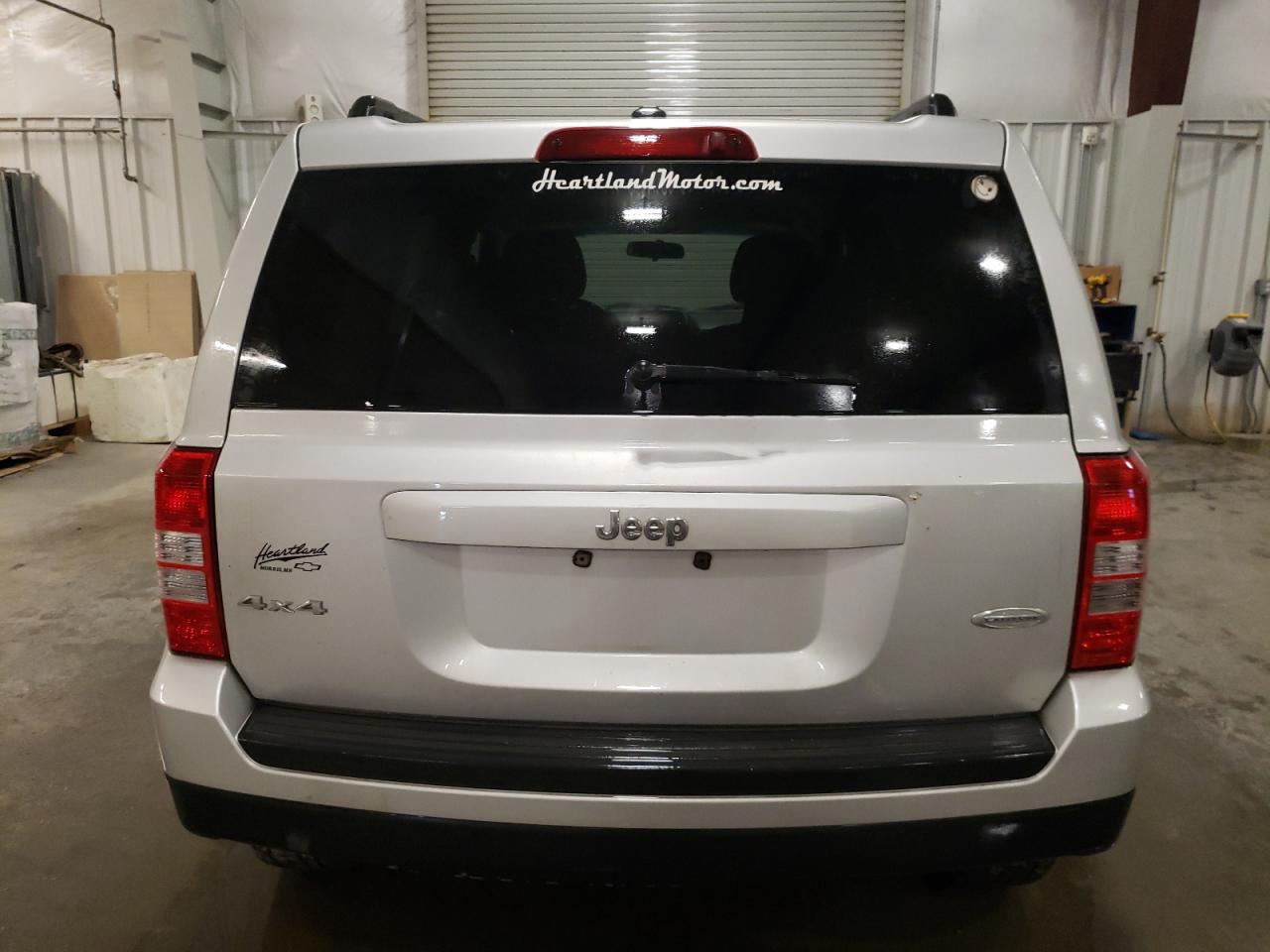 2011 Jeep Liberty (Patriot) - Image 6