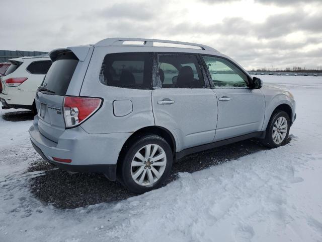  SUBARU FORESTER 2012 Серебристый