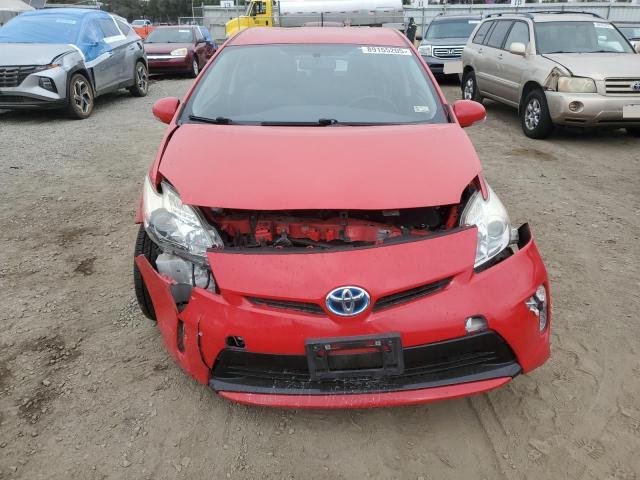 Хэтчбеки TOYOTA PRIUS 2015 Красный