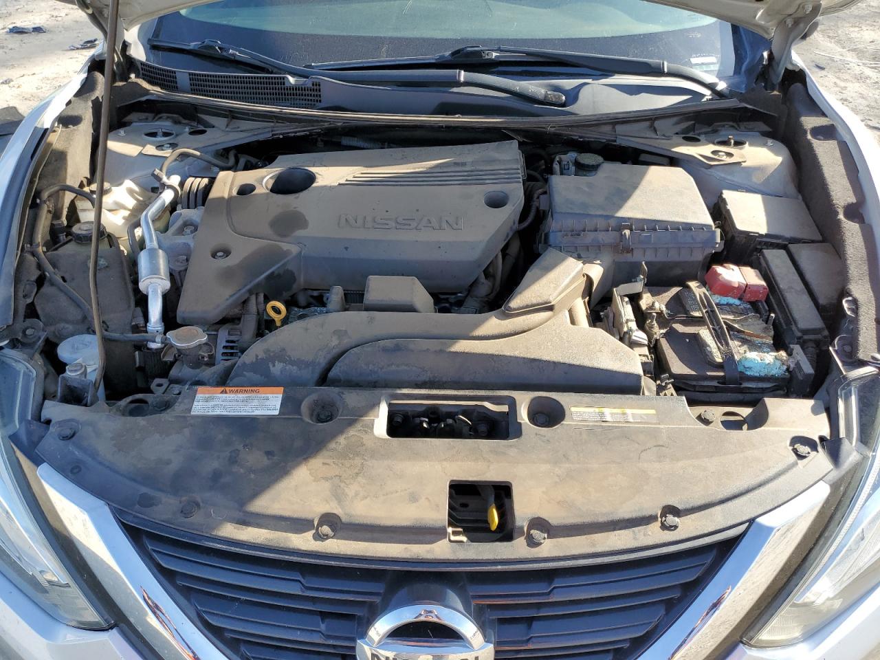 2017 Nissan Altima - Image 11