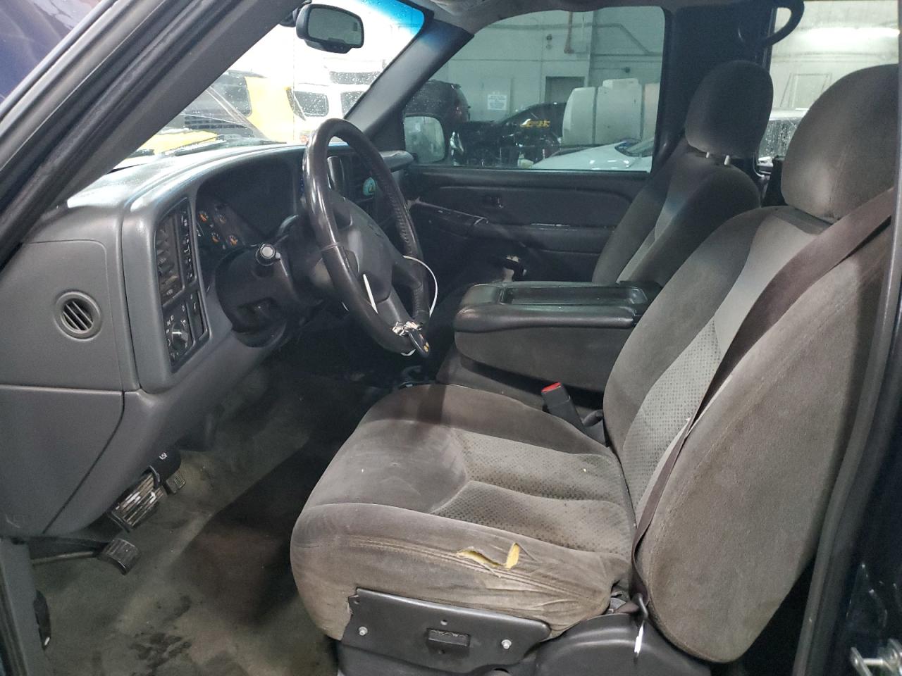 2006 Chevrolet Silverado - Image 7
