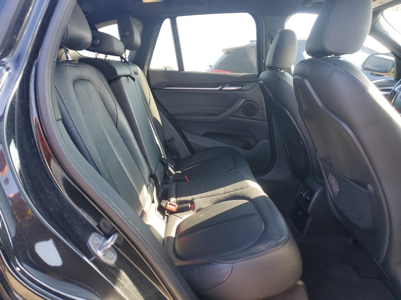 2017 BMW X1 - Image 11