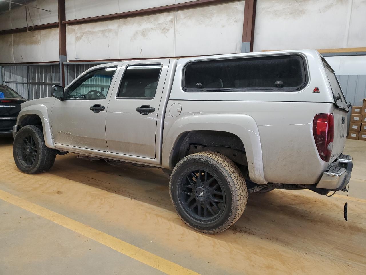 2005 GMC Canyon - Image 2