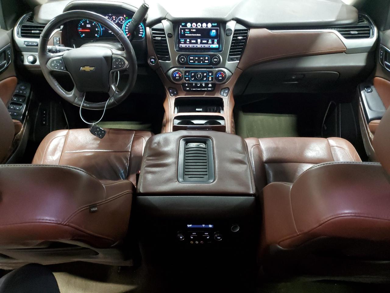 2016 Chevrolet Suburban - Image 8
