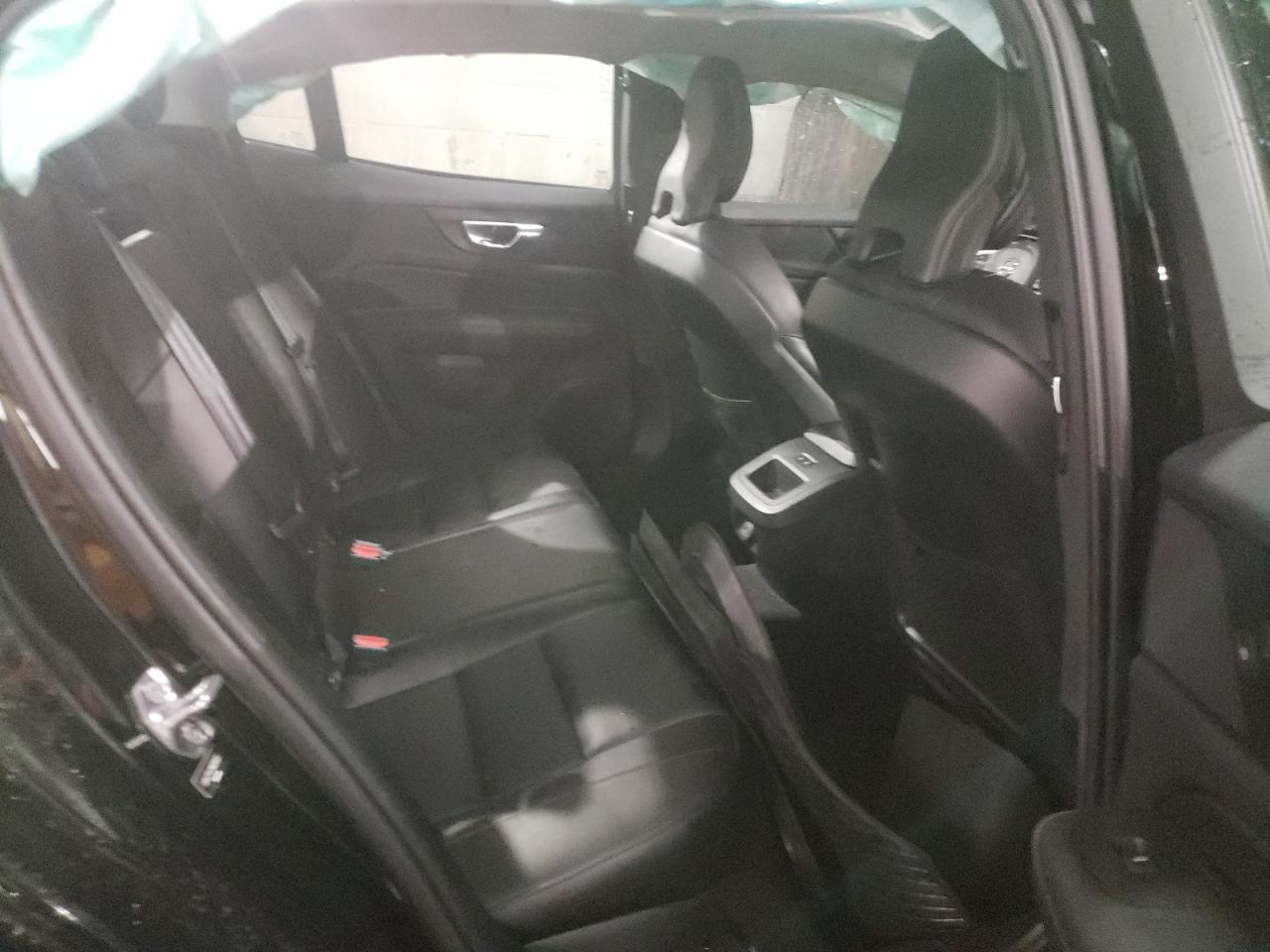 2021 Volvo S60 - Image 10