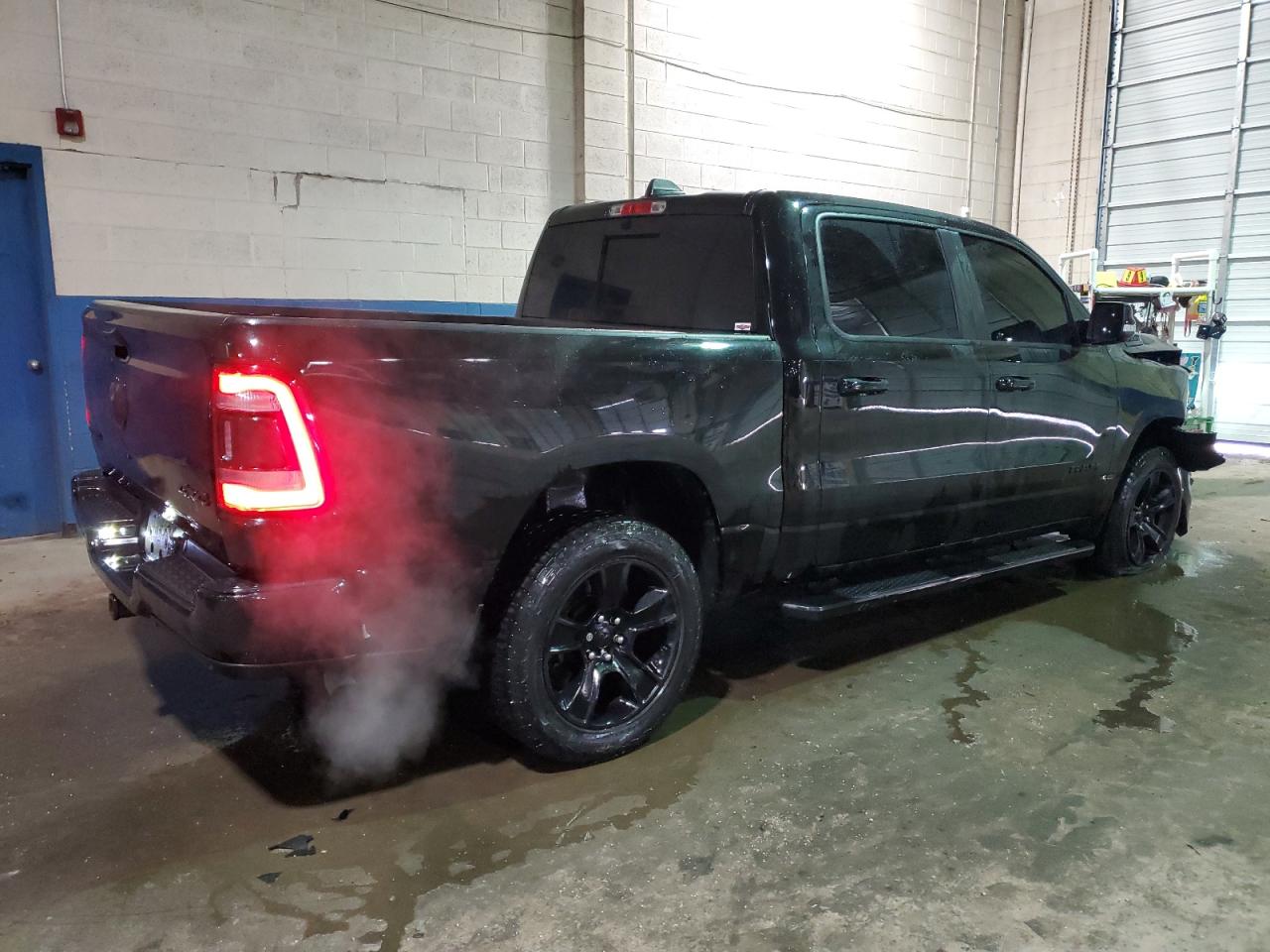 2020 RAM 1500 - Image 3