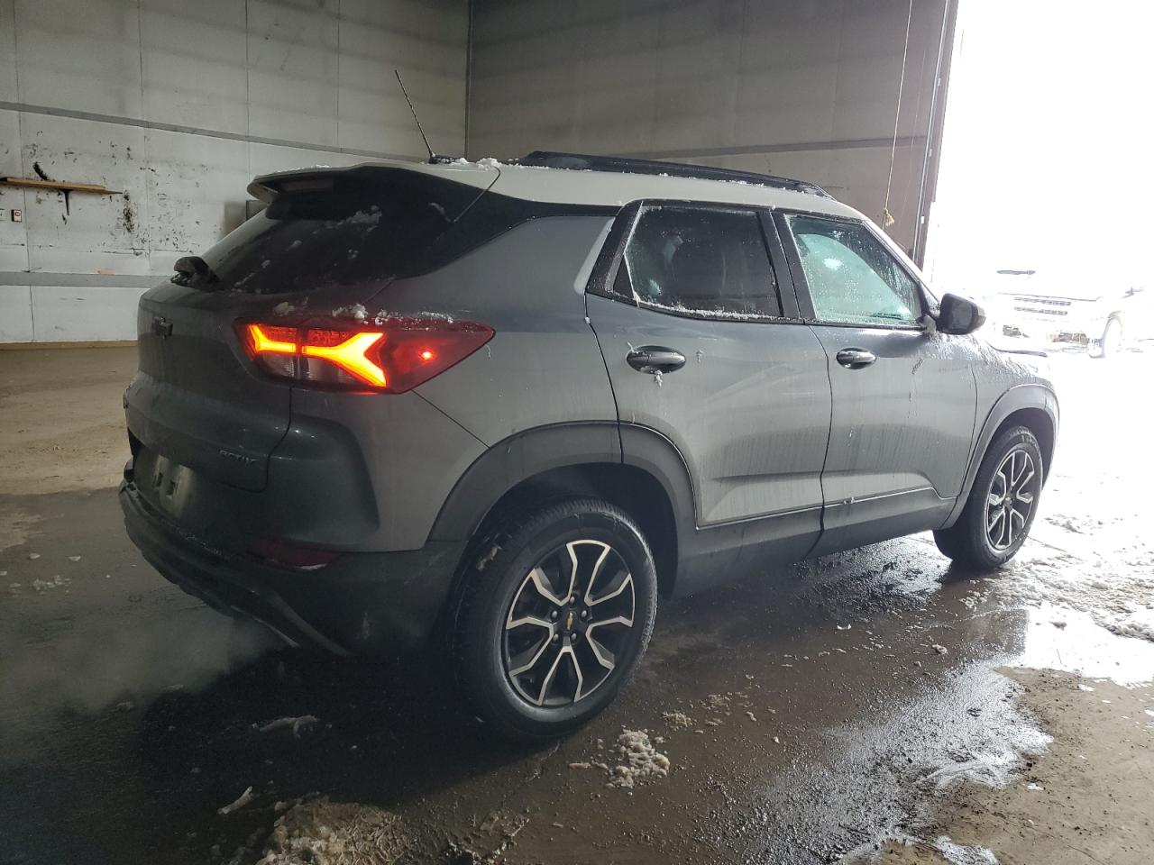 2021 Chevrolet TrailBlazer - Image 3