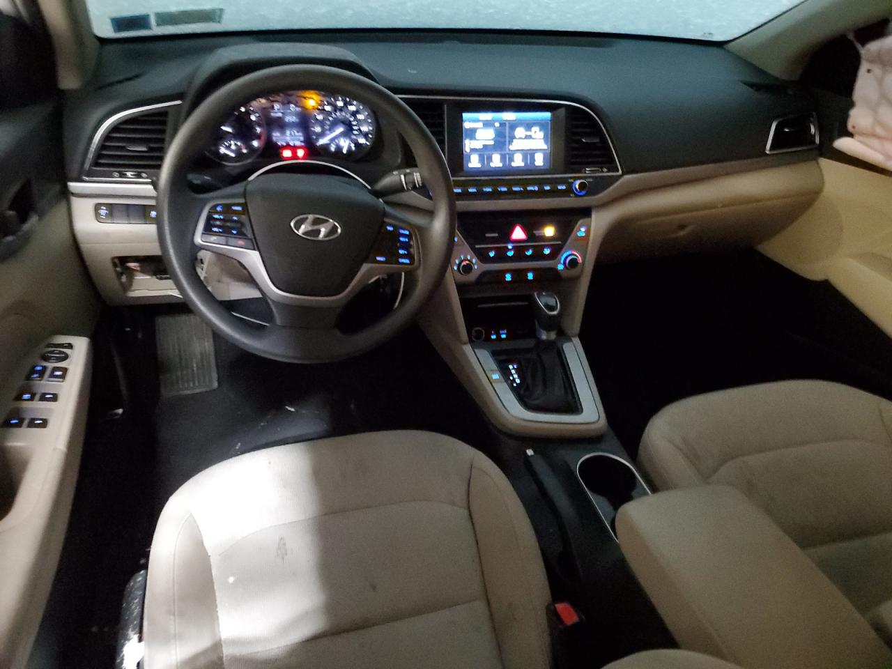 2017 Hyundai Elantra - Image 8