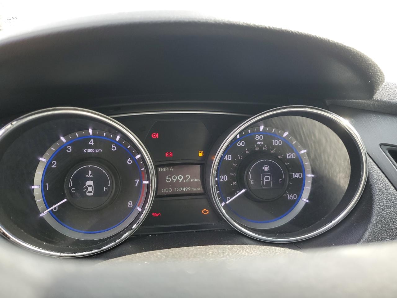 2014 Hyundai Sonata - Image 9
