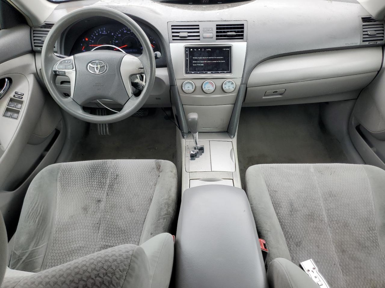 2010 Toyota Camry - Image 8