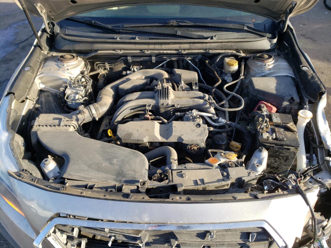 2015 Subaru Outback - Image 13