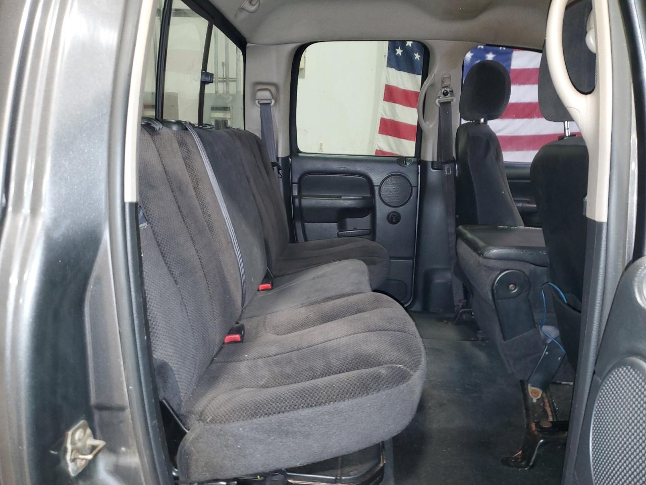 2002 Dodge RAM - Image 10