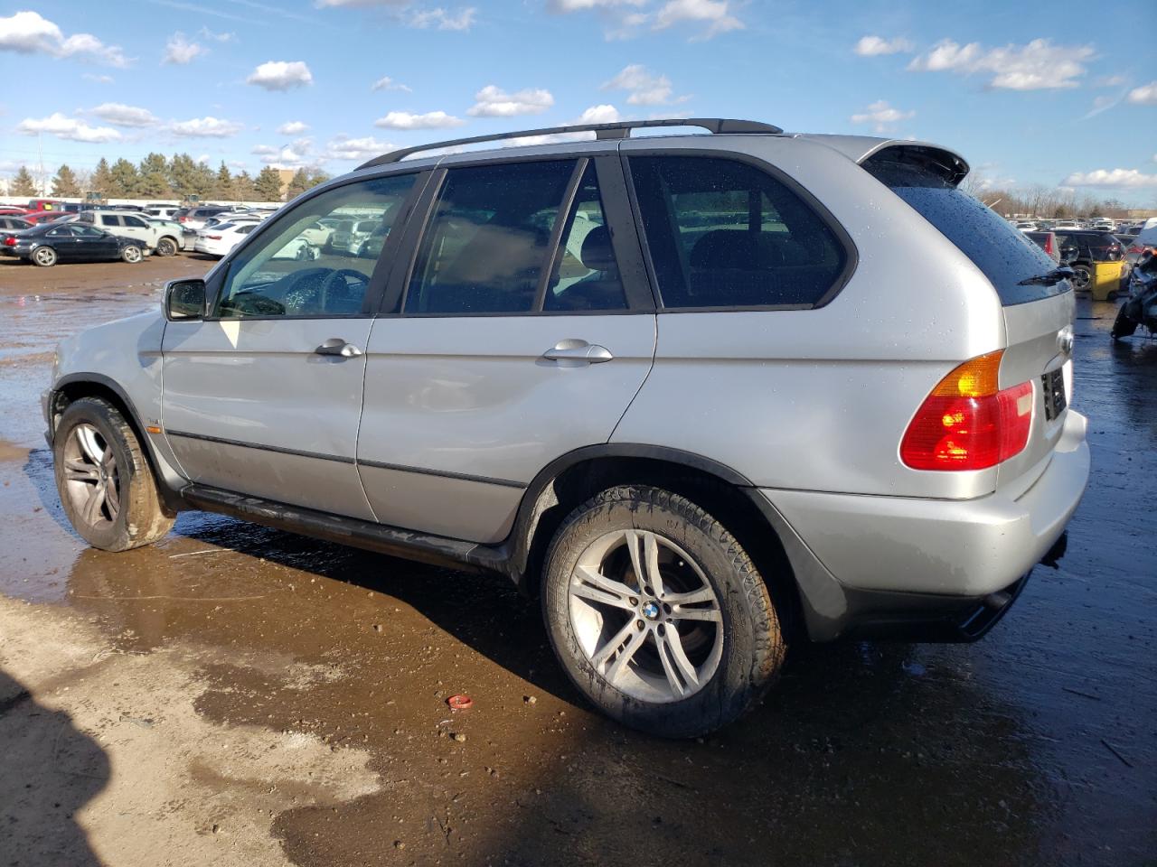 2002 BMW X5 - Image 2