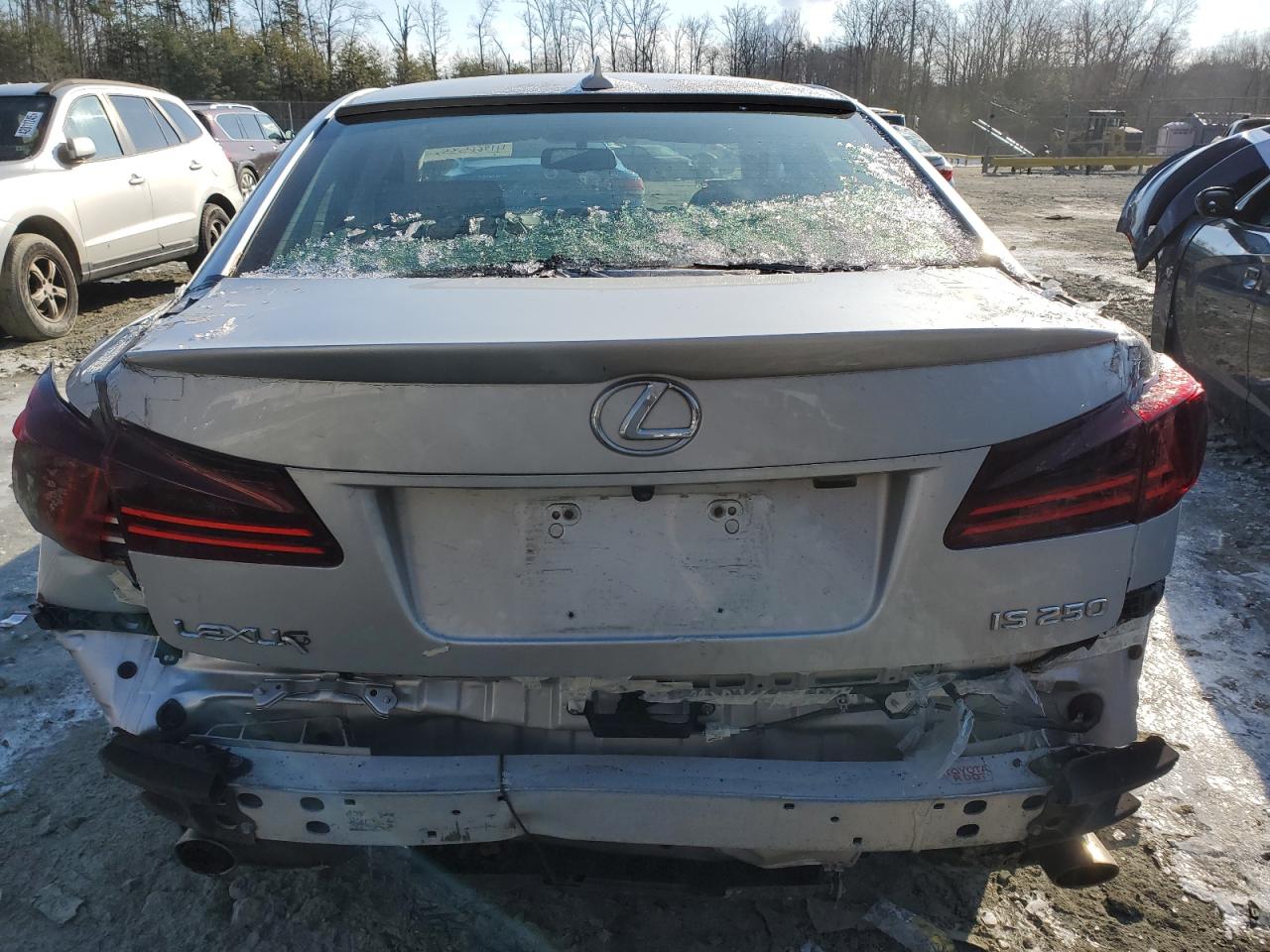 2010 Lexus IS - Image 6