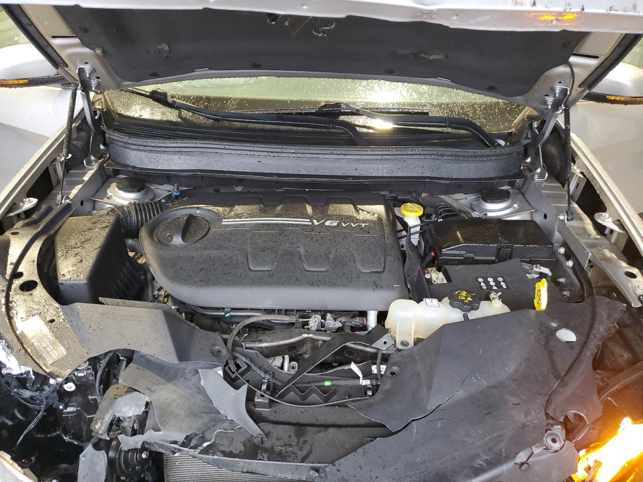 2019 Jeep Grand Cherokee - Image 12