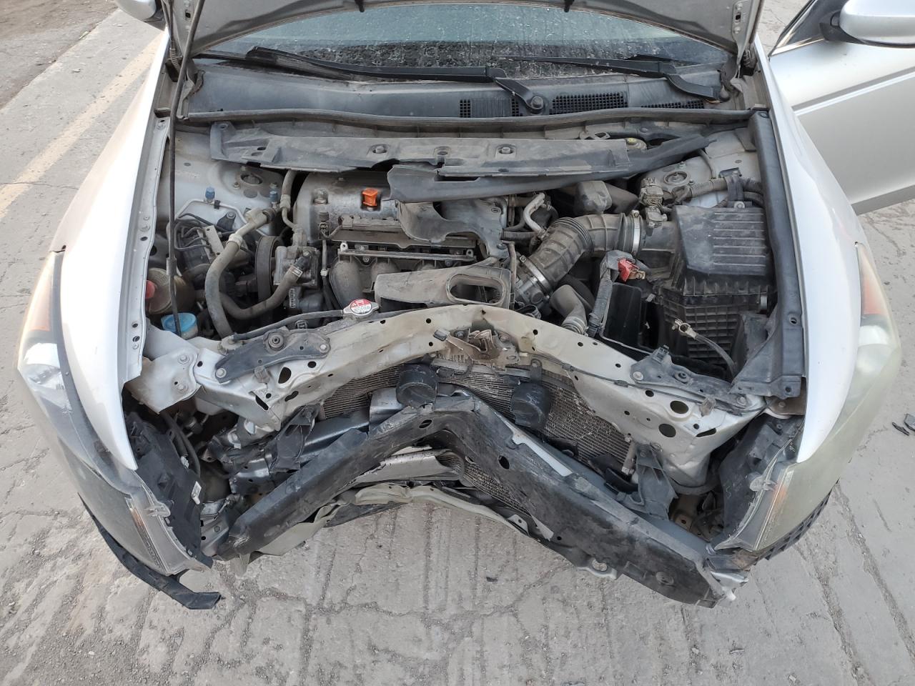 2012 Honda Accord - Image 11