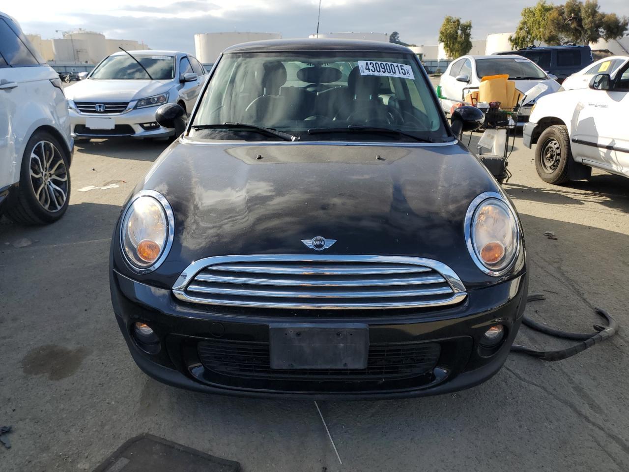 2013 MINI Cooper - Image 5