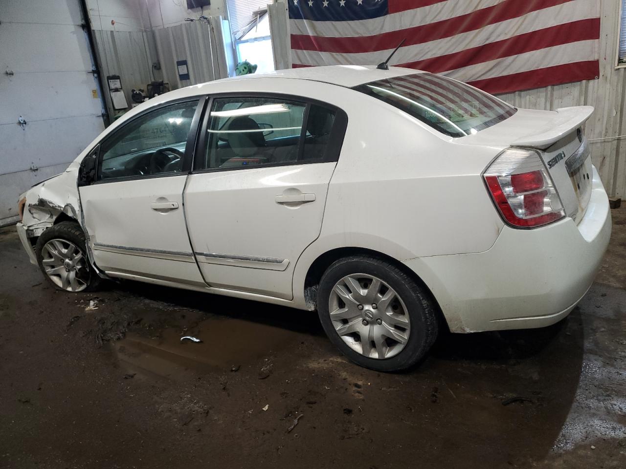 2011 Nissan Sentra - Image 2