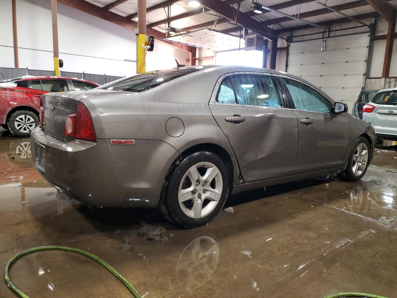 2010 Chevrolet Malibu - Image 3